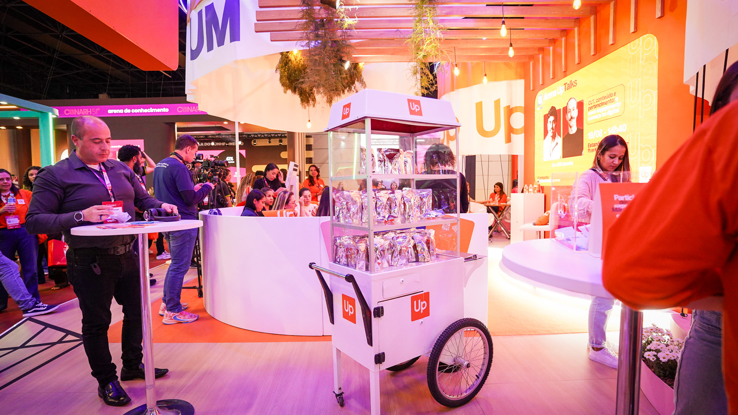 BASE SITE - FOTO 03_Carrosel 04_Up Brasil